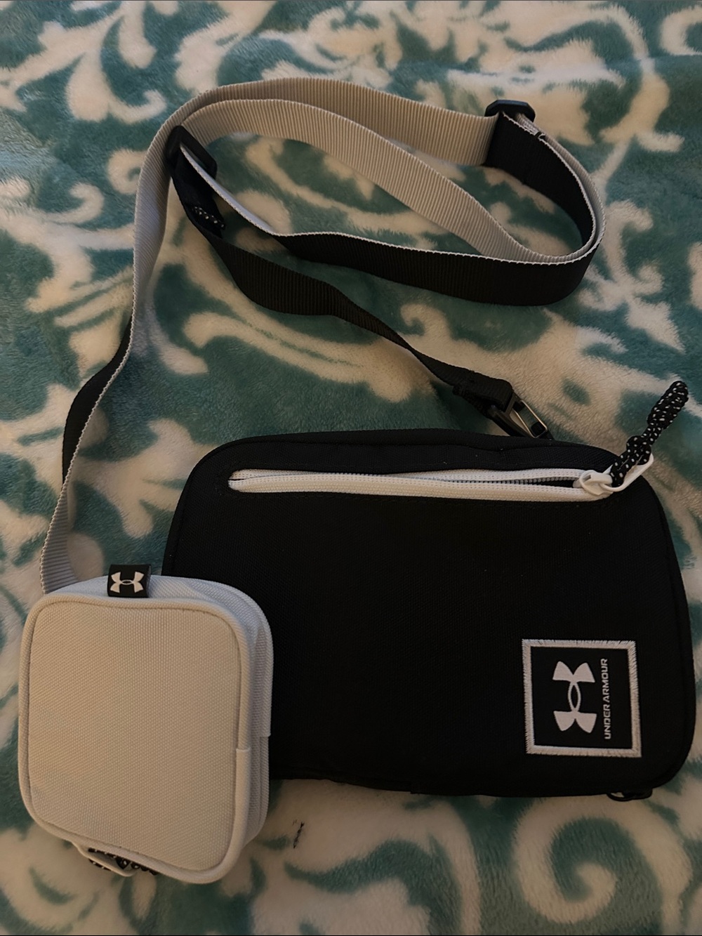 Under Armour Black and White Belt Bag with Small White Accessory Case